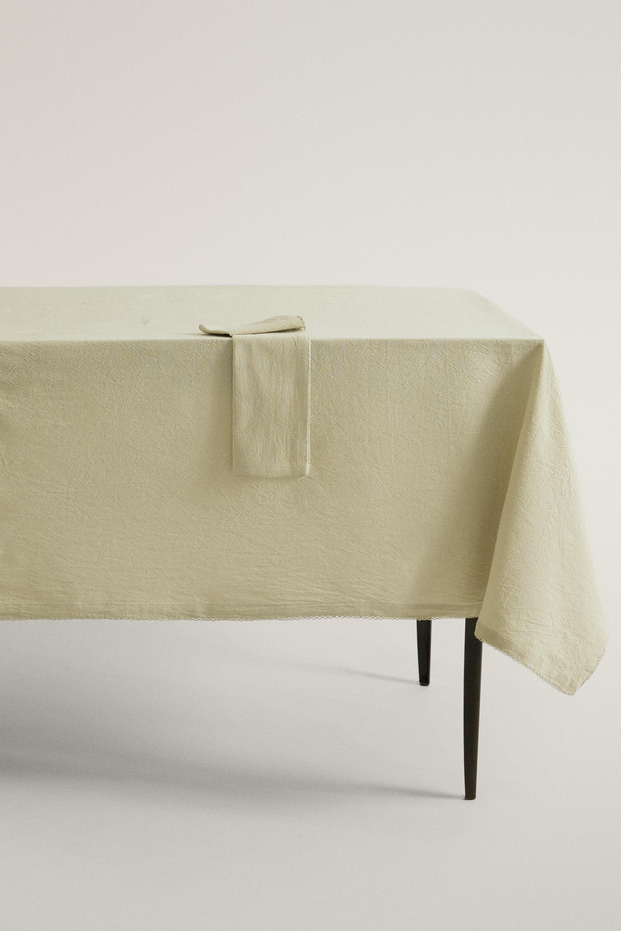 DYED THREAD TABLECLOTH WITH PICOT TRIM